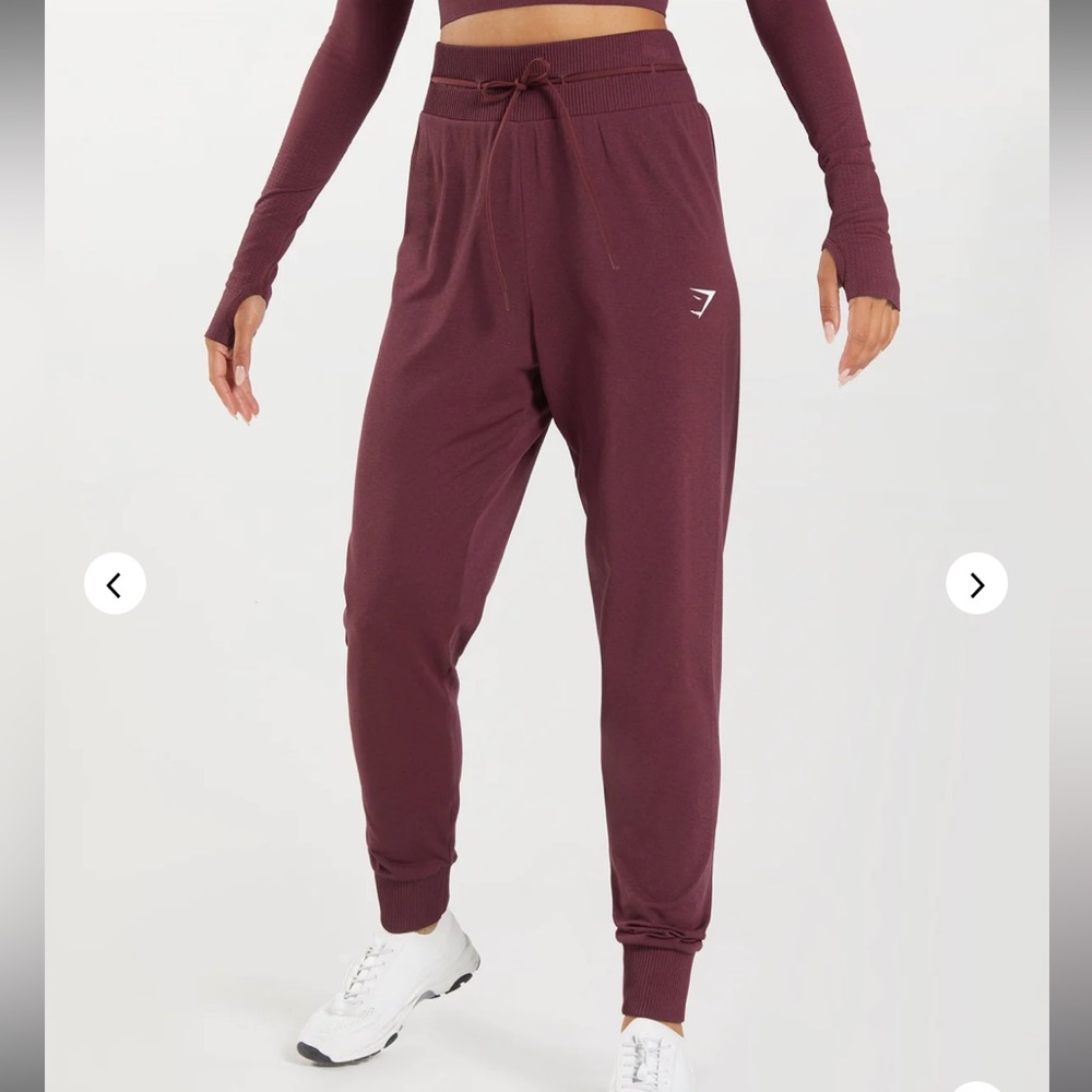 Gymshark Vital Seamless 2.0 Sweatpants in “Baked Maroon”
